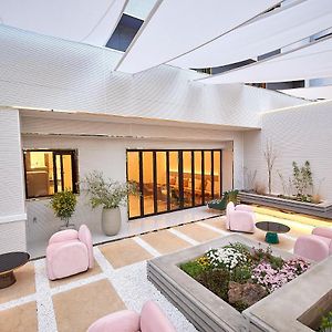 Denbasta Signature Hotel